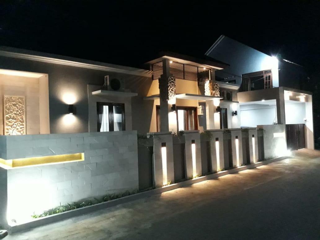 Imperial Villa Yogyakarta Esterno foto