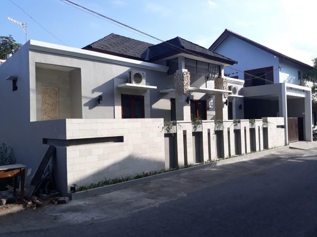 Imperial Villa Yogyakarta Esterno foto
