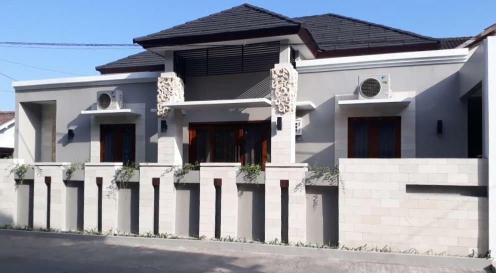 Imperial Villa Yogyakarta Esterno foto